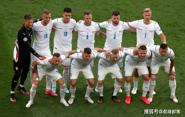 荷兰队客场战胜对手，欧预赛成绩喜人的简单介绍