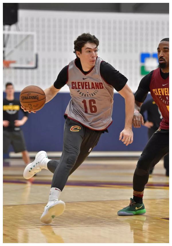 开元棋牌官网-骑士队球星恢复状态，迎接新挑战